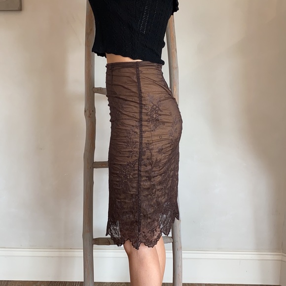 Lace Skirt by hourglass - Picture 2 of 9